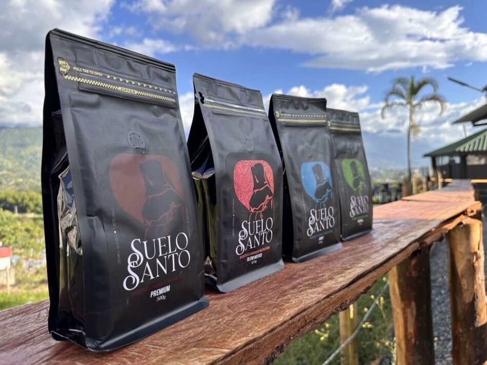 Familia suelo santo